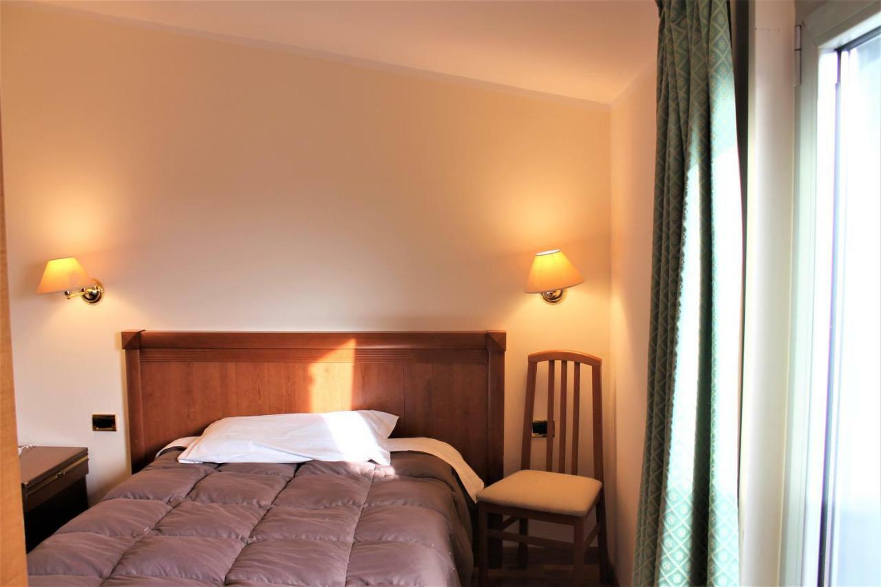 Hotel Santa Lucia Bastia Umbra Luaran gambar
