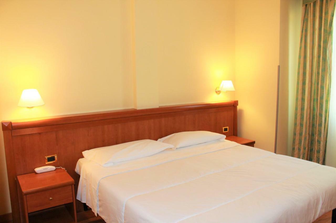 Hotel Santa Lucia Bastia Umbra Luaran gambar